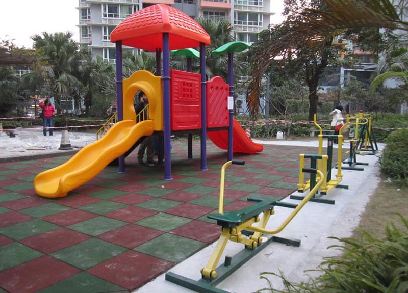 东莞市新塘群星新坉小区滑梯器材工程案例(图2)