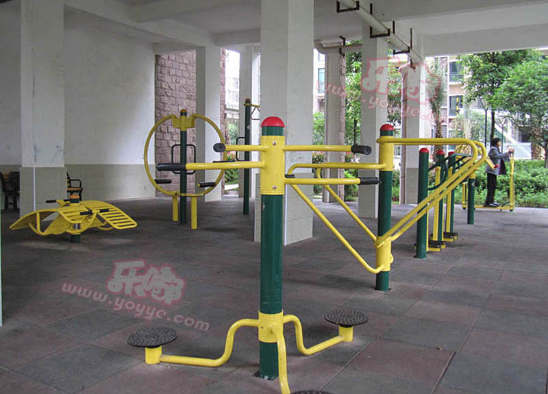 湖南省衡阳市融冠地产小区器材供应工程案例(图5)