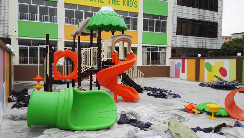 广东省云浮市城西幼儿园滑梯工程案例(图3)